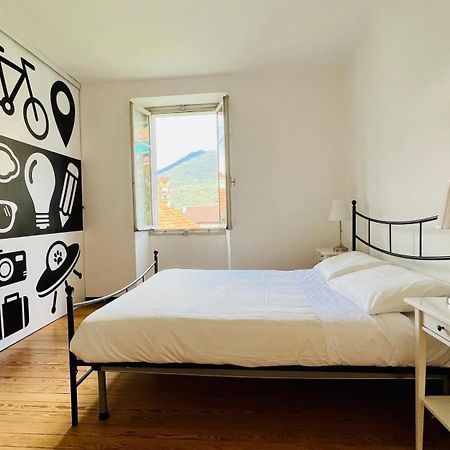Antica Casa Storica Con Giardino Apartment Domodossola Bagian luar foto