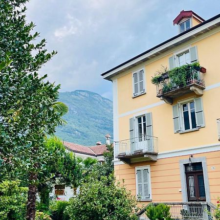 Antica Casa Storica Con Giardino Apartment Domodossola Bagian luar foto
