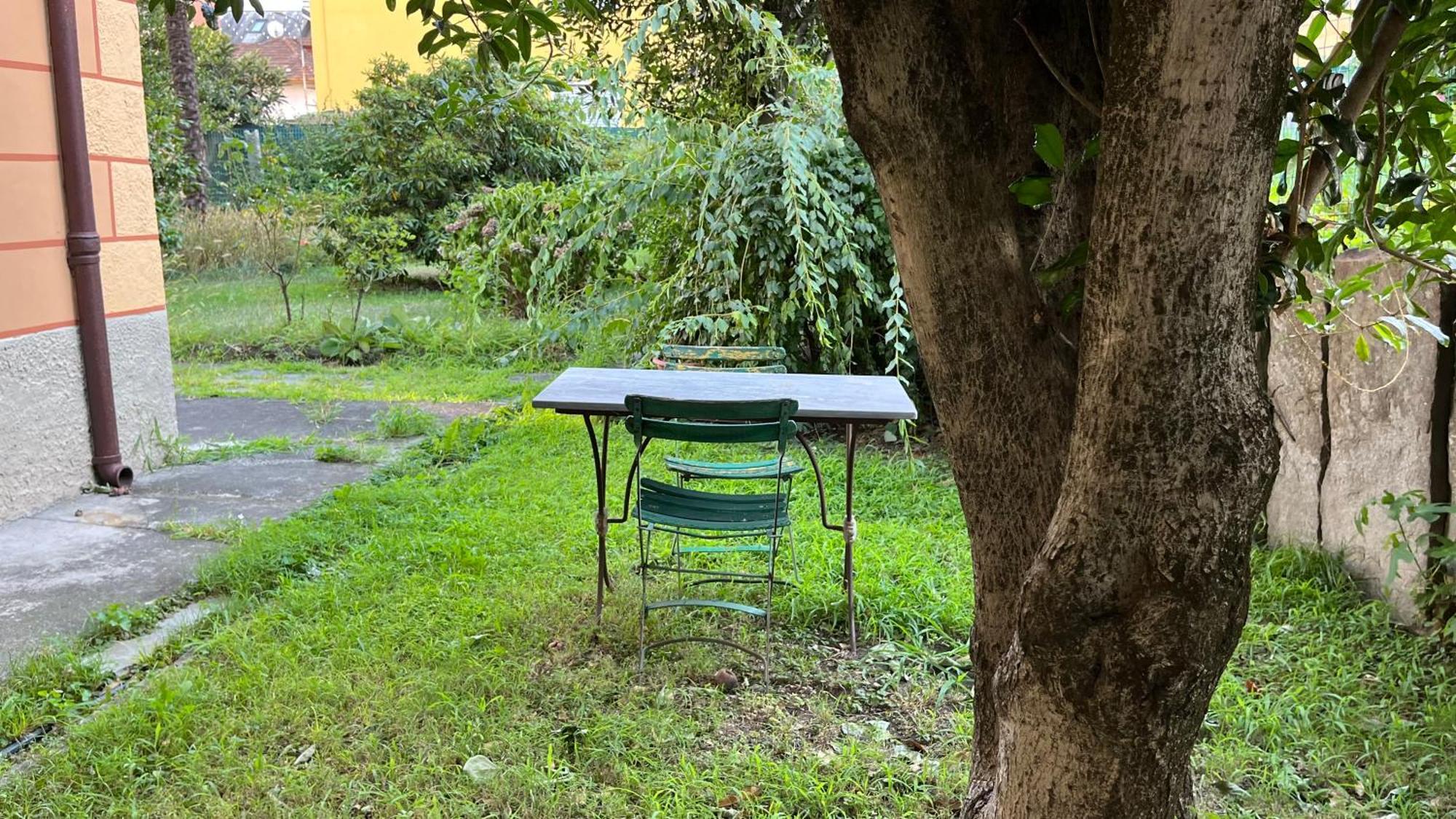 Antica Casa Storica Con Giardino Apartment Domodossola Bagian luar foto